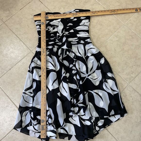 NWT White House Black Market Ruffle Midi Dress Sz. 12 Flowy rushed bodice - Picture 5 of 9